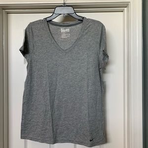 EUC Nike Tee